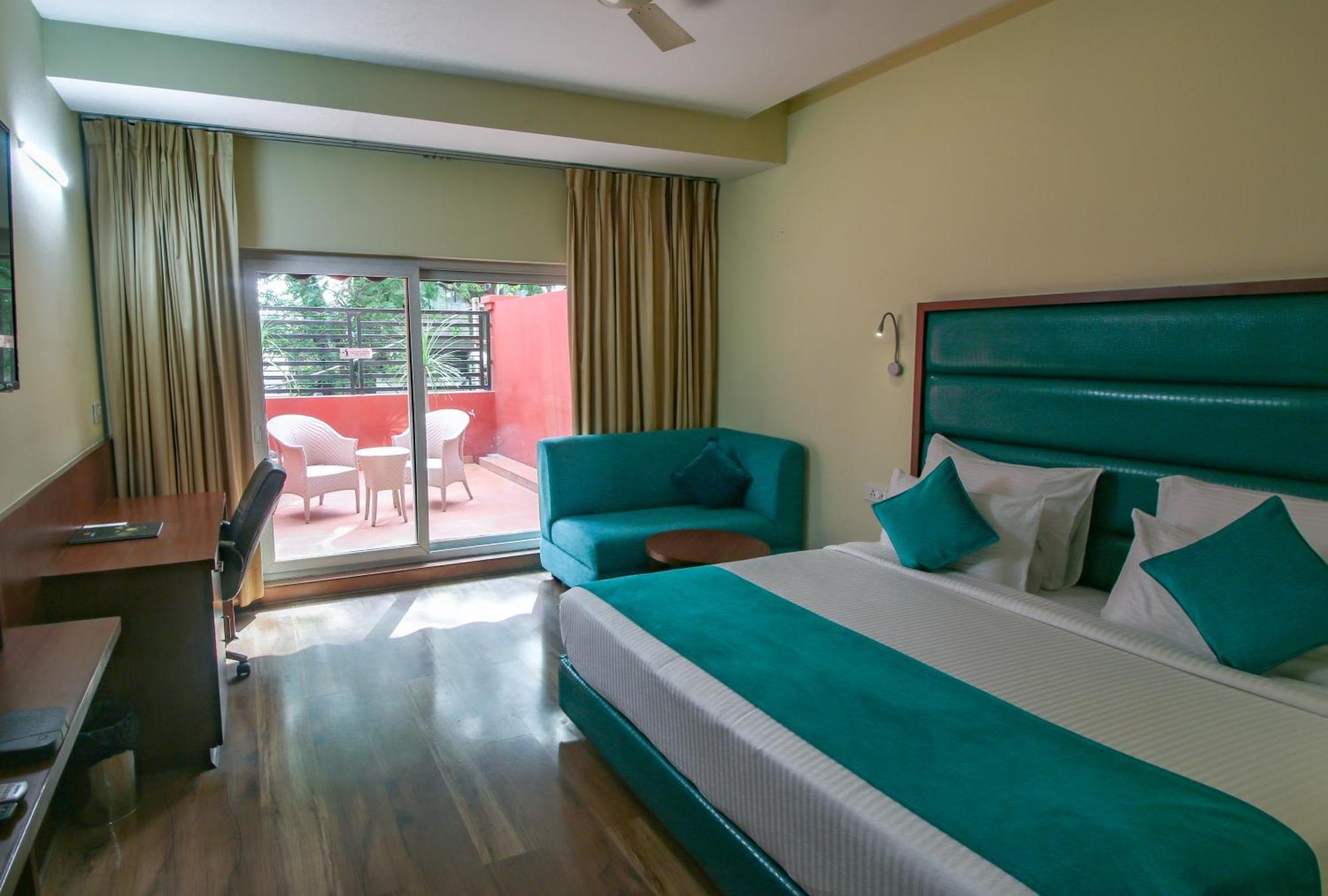 Hotel Cama Mohali Exteriör bild