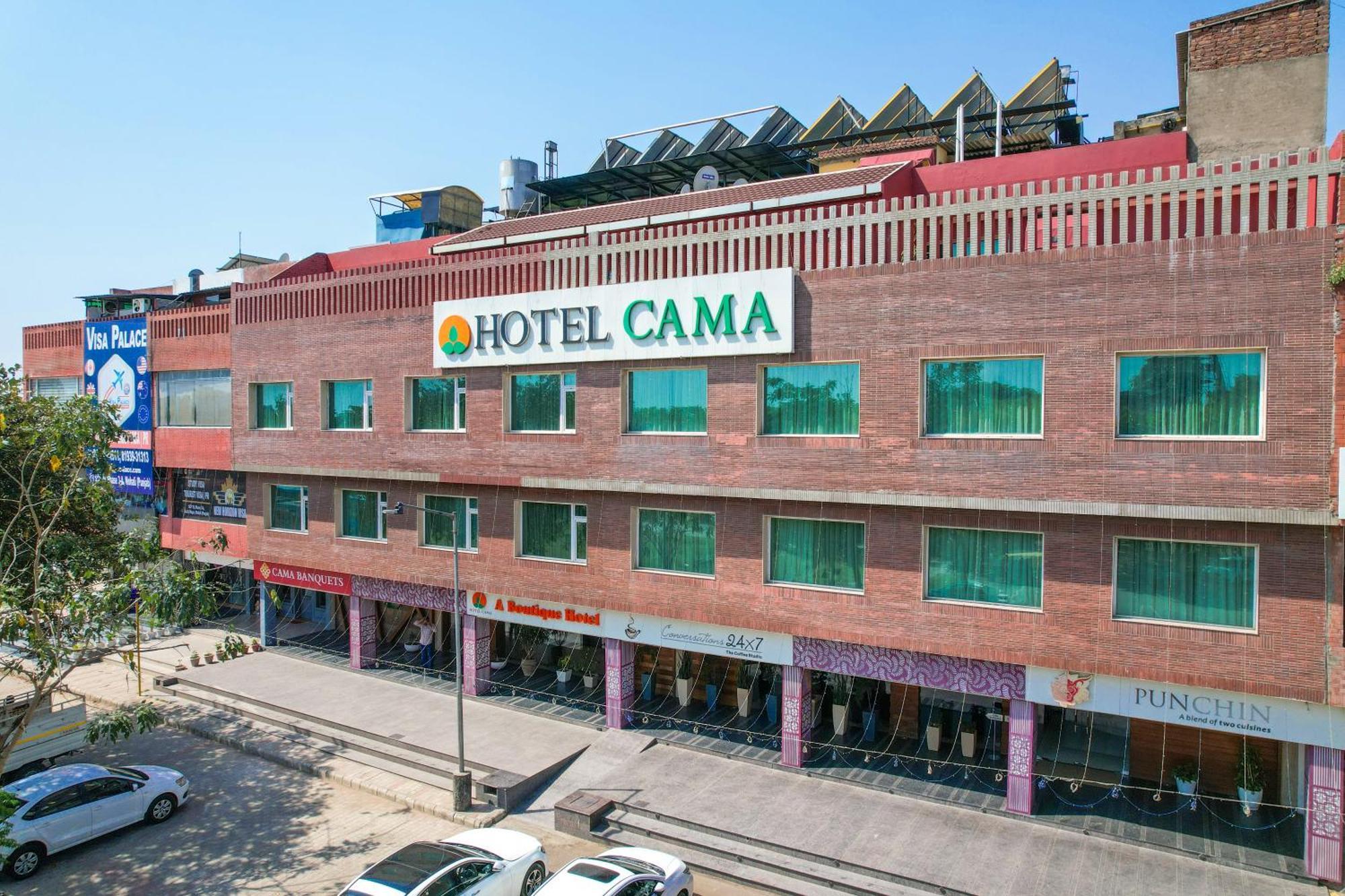 Hotel Cama Mohali Exteriör bild