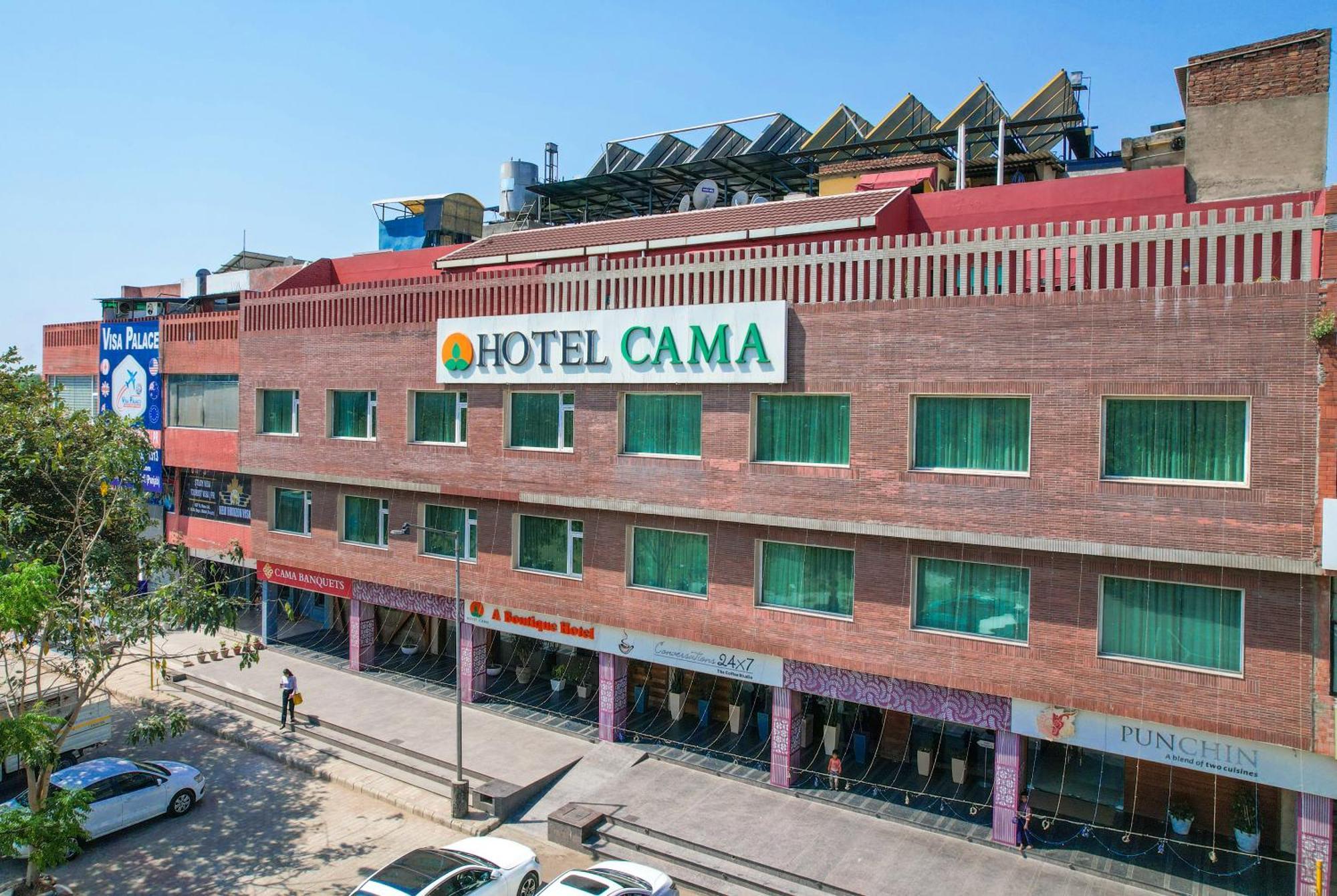 Hotel Cama Mohali Exteriör bild